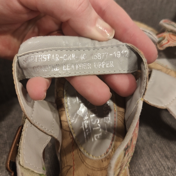 Like new!! L'Artiste "Northstar"-GRM sz 40 /9 US block heel sandals - Picture 5 of 9